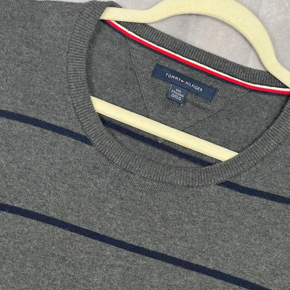 Tommy Hilfiger Sweater Mens XXL Grey Excellent Striped Crewneck Long Sleeve Knit